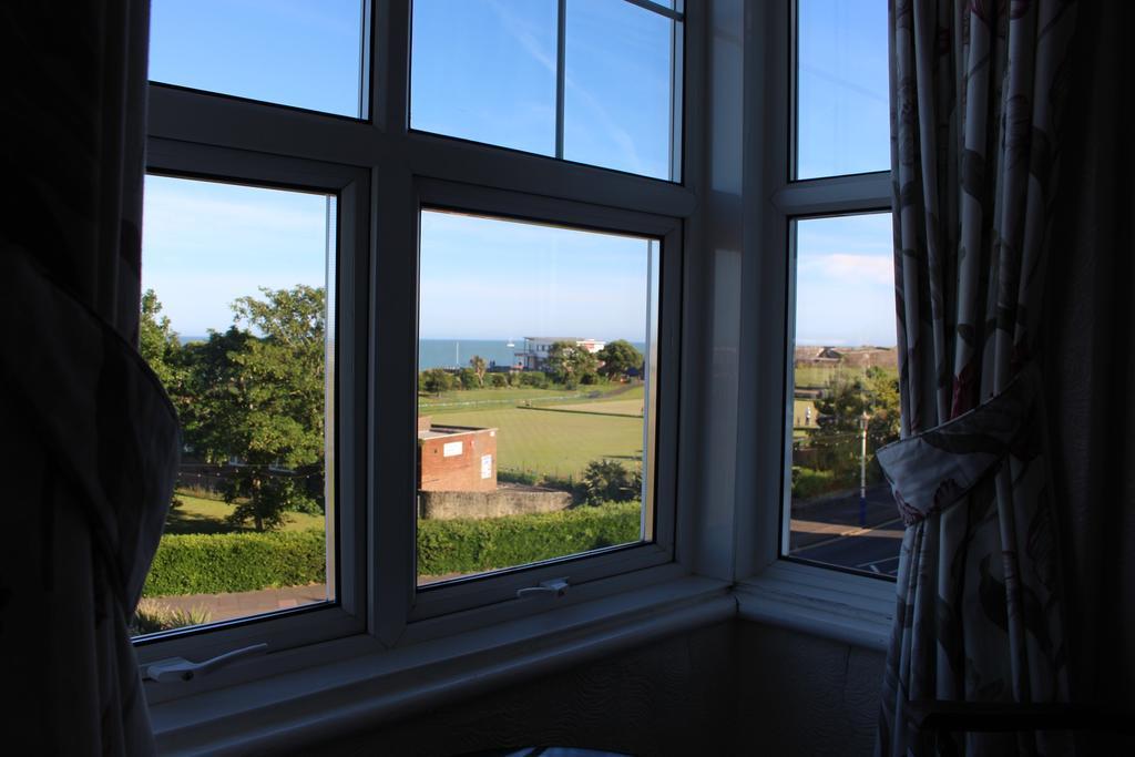 Beamsley Lodge B&B Eastbourne Dış mekan fotoğraf