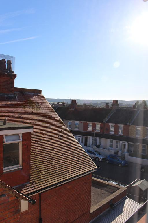Beamsley Lodge B&B Eastbourne Dış mekan fotoğraf