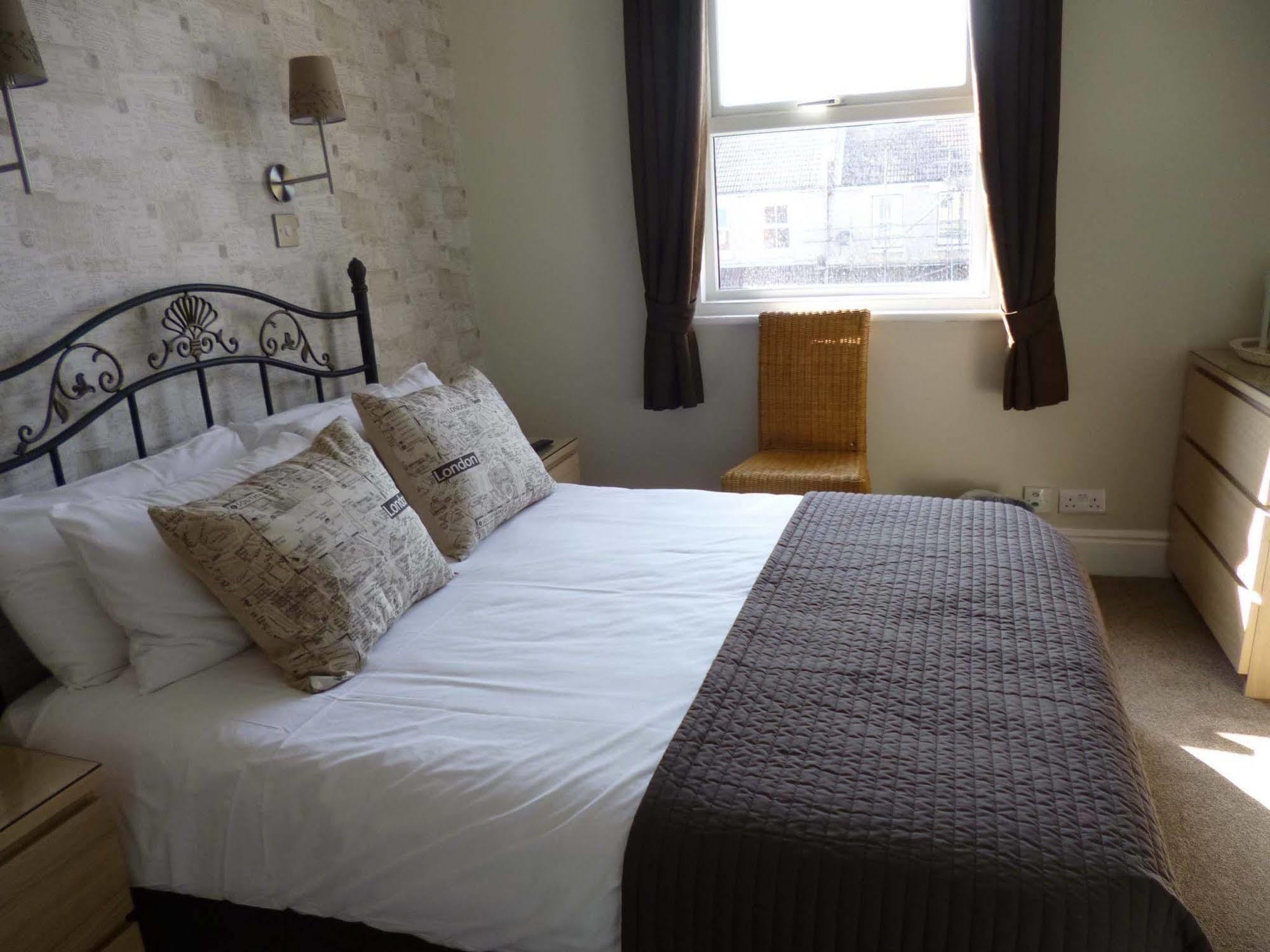 Beamsley Lodge B&B Eastbourne Dış mekan fotoğraf