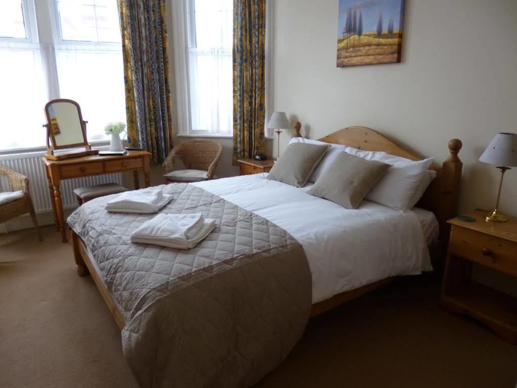 Beamsley Lodge B&B Eastbourne Dış mekan fotoğraf